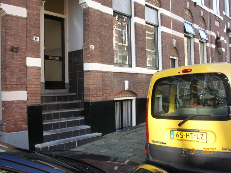 Ingang herenhuis kamer bevind zich op de tweede etage.