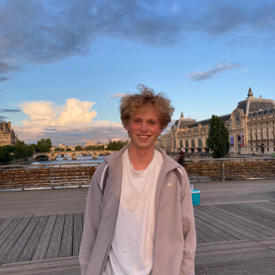 Sil  is looking for ::/str_naun(Room / Apartment)::\ in Arnhem